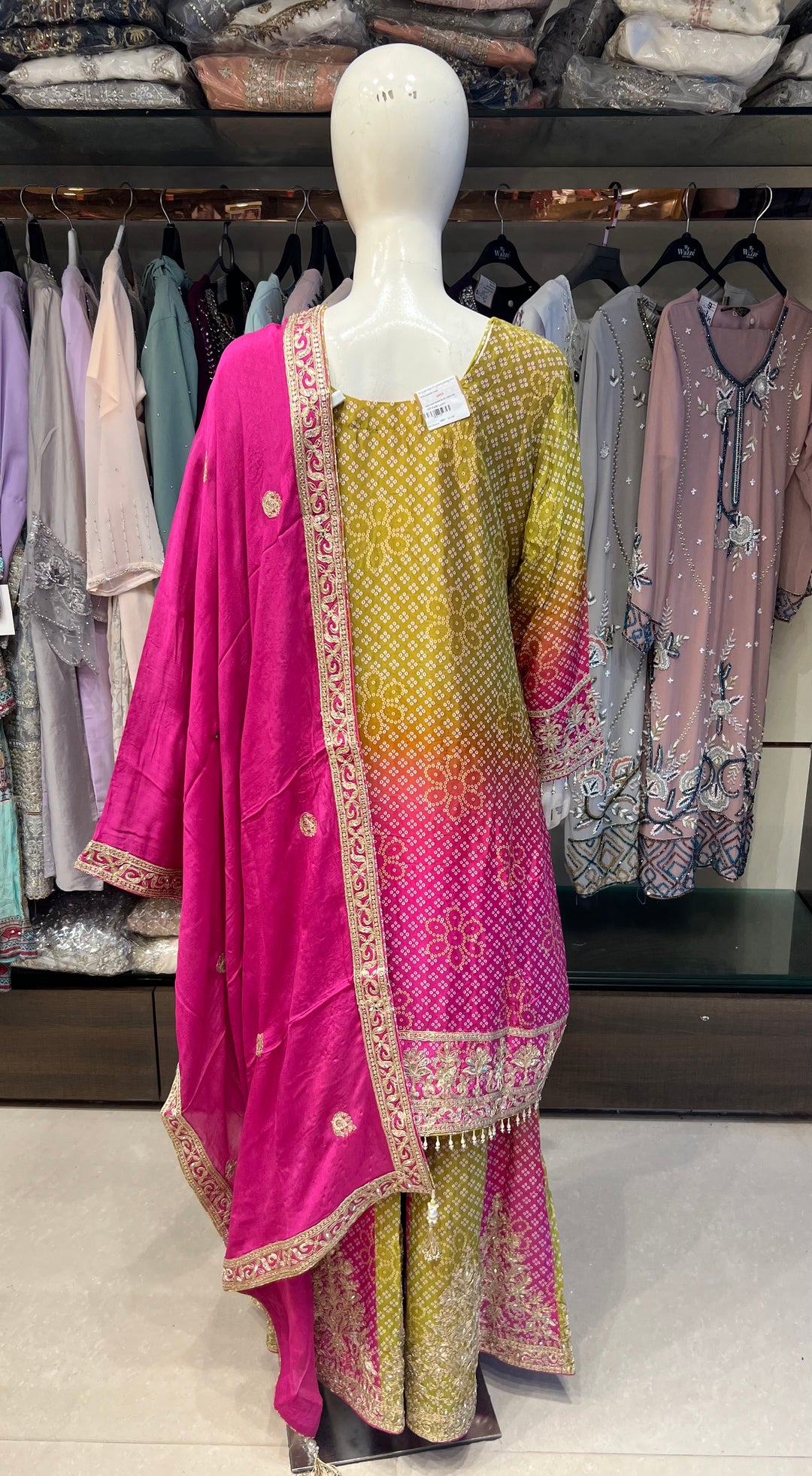 DESIGNER SUIT- IKUT10