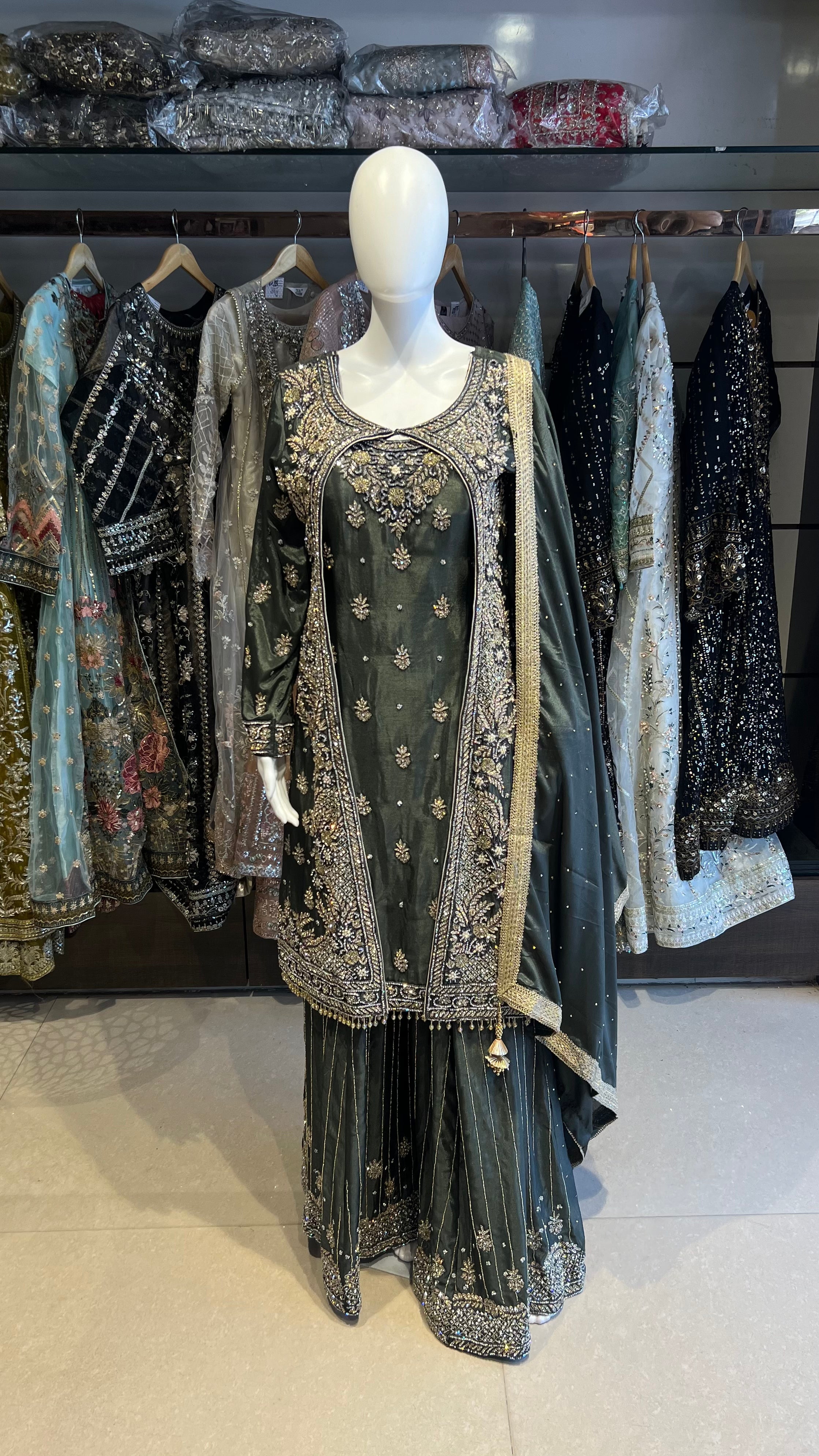 THREAD WORK DESIGNER SUIT- IKFM01 main image 0
