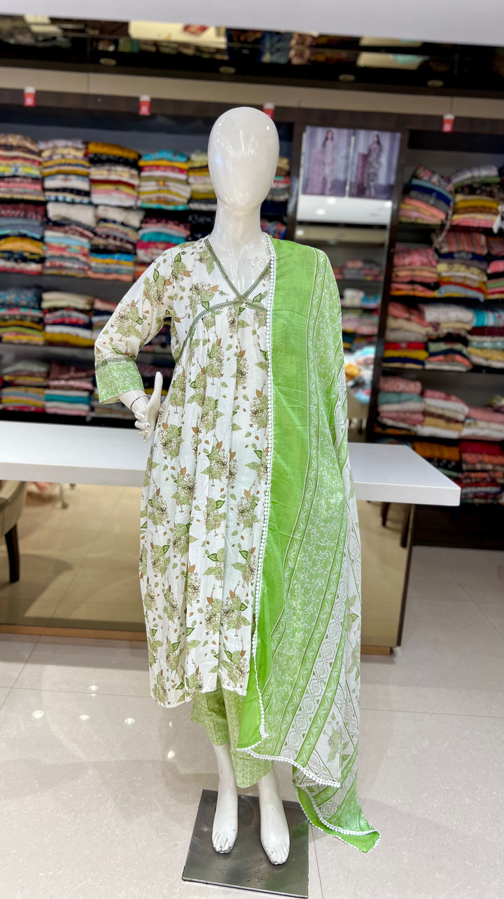 reshma alia cut set-bt170