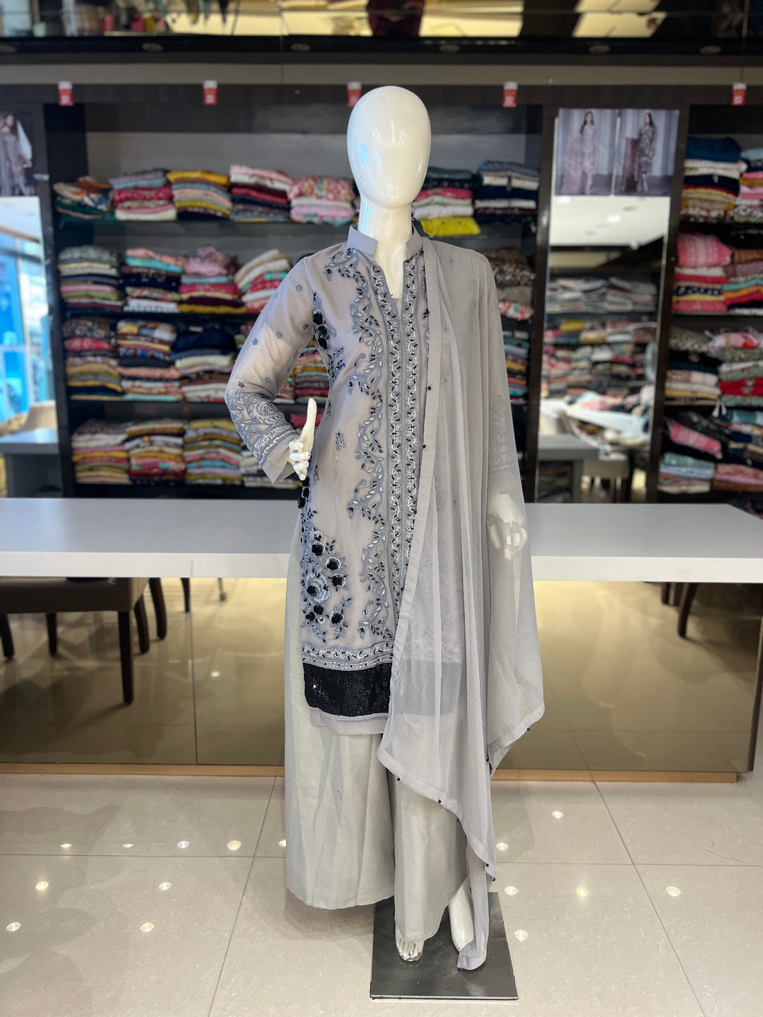 RABIA DESIGNER THREAD WORK EMB SUIT- K7254