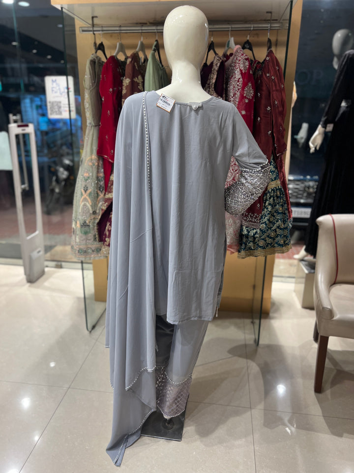 HUMA DESIGNER GHARARA- KM16