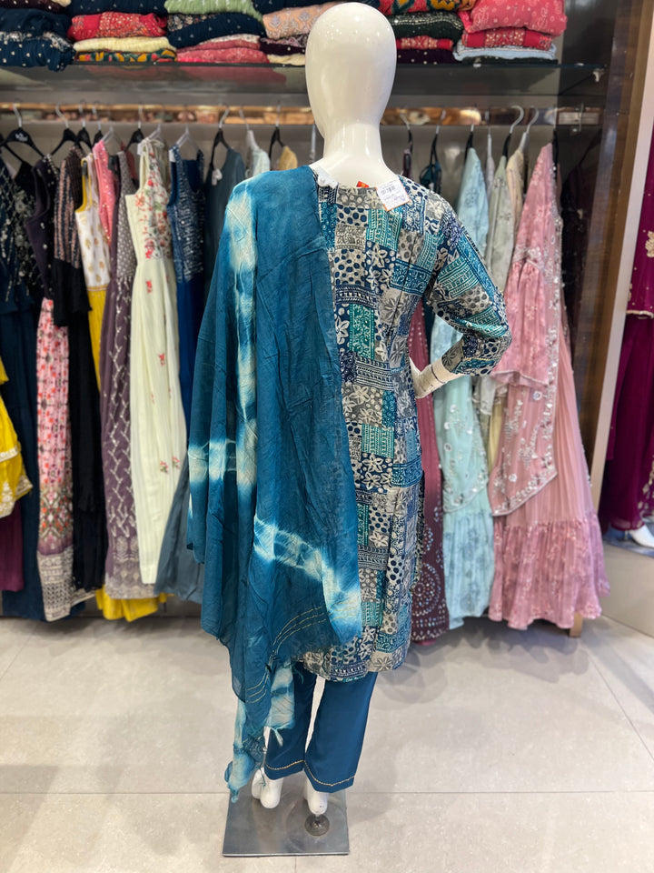 SAANVI DESIGNER CASUAL- IKF08