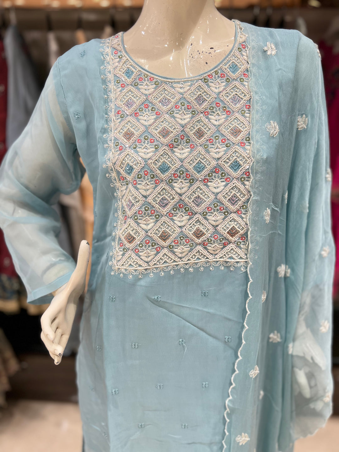 LAXSHMI DESIGNER EMB SUIT- BTB37