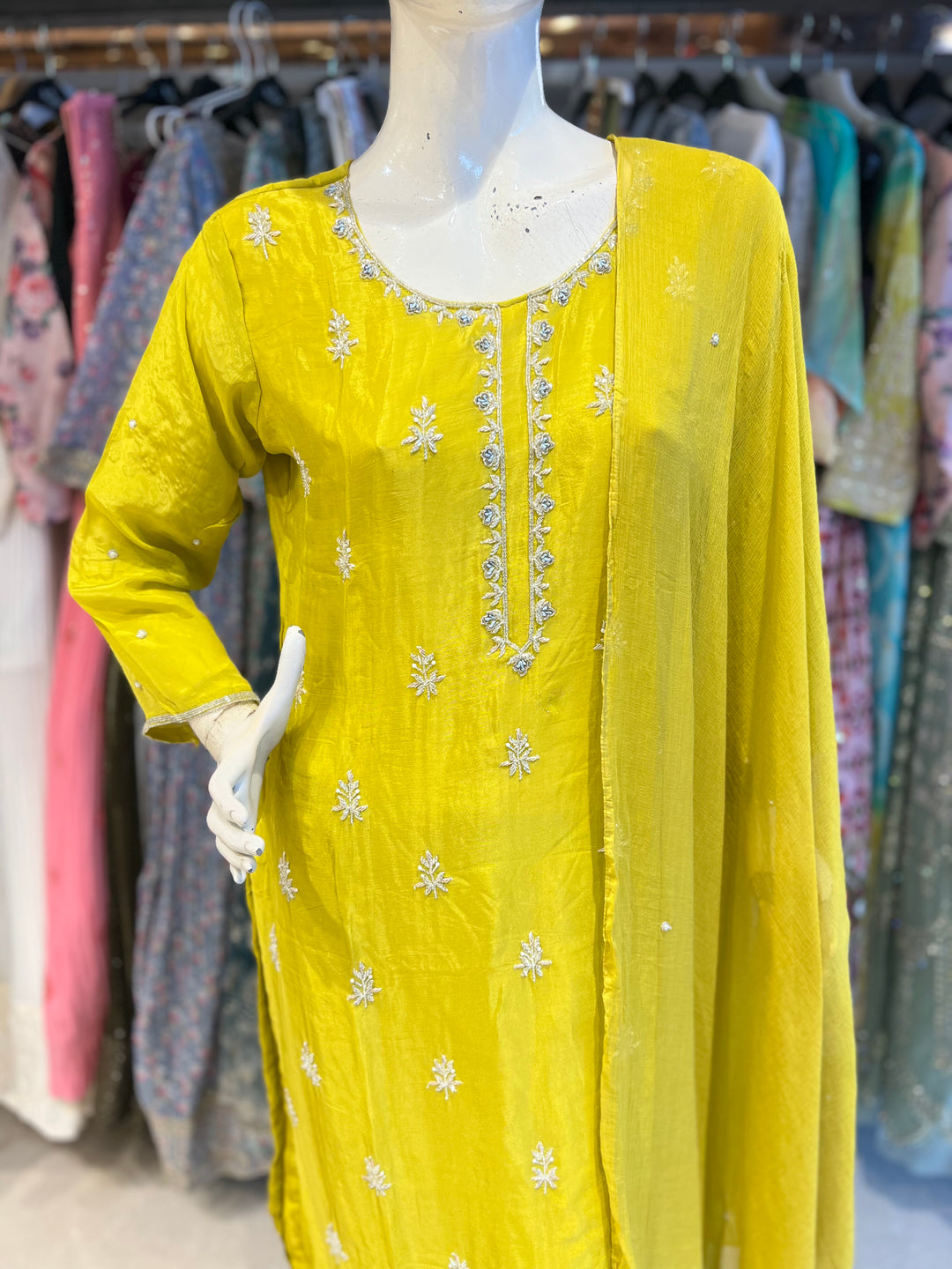 ZARNAB DESIGNER EMB SUIT- IKL02