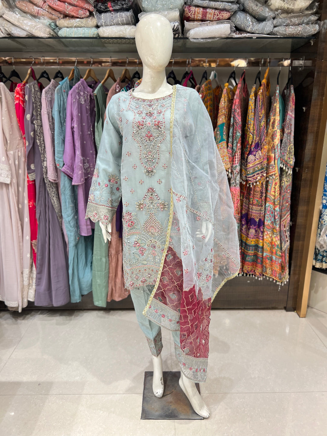 MAHEEN HUSNARA DESIGNER EMB SUIT- H707