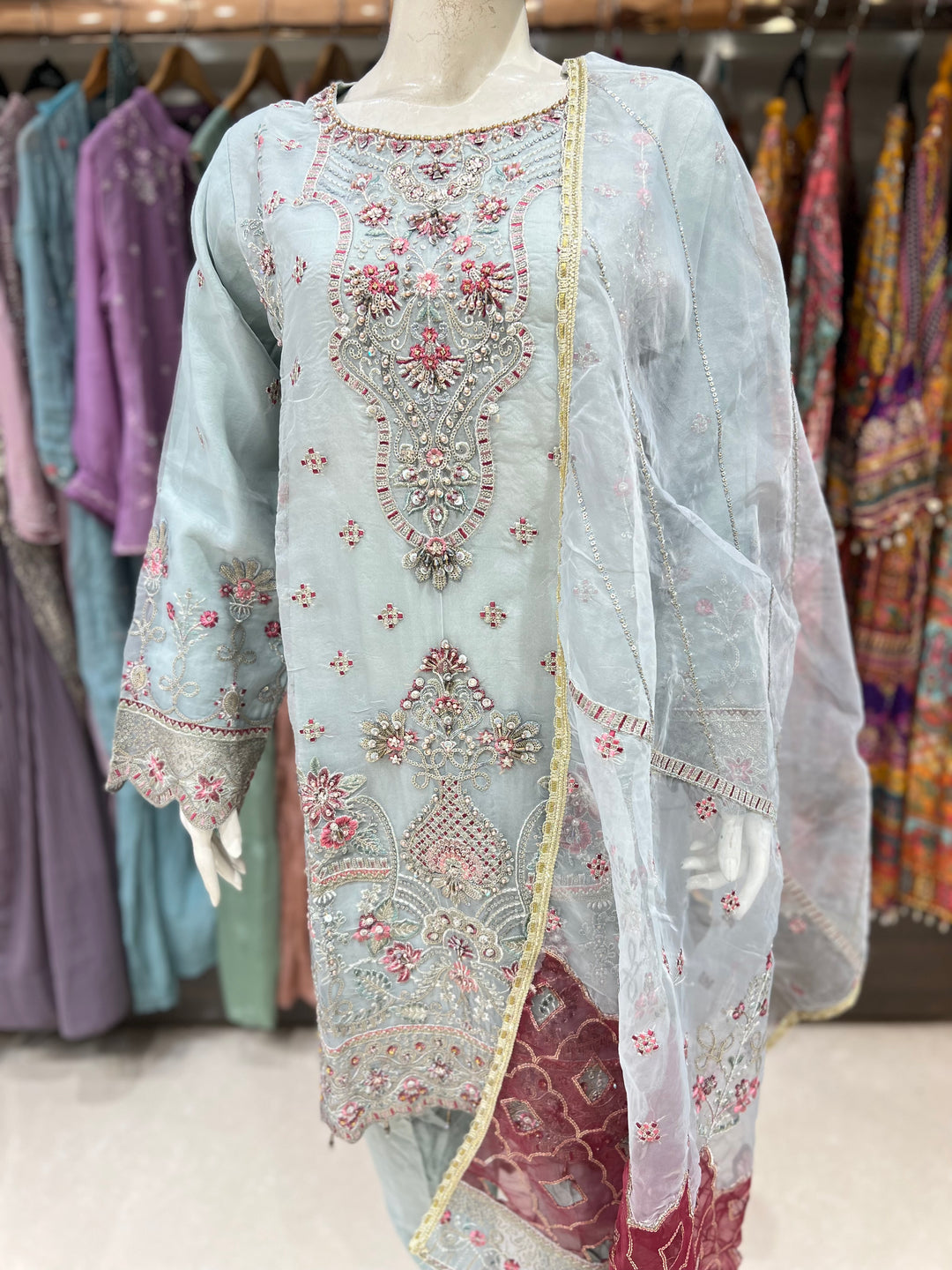 MAHEEN HUSNARA DESIGNER EMB SUIT- H707