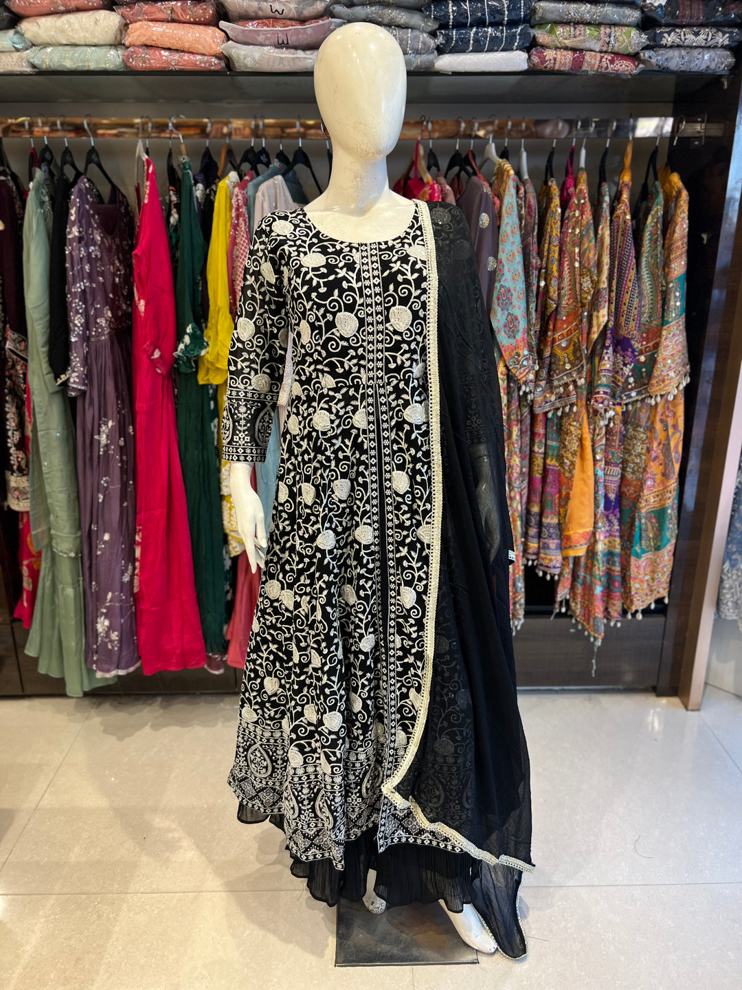 IRYA CHIKANKARI BLACK SARARA SUIT -BTN89