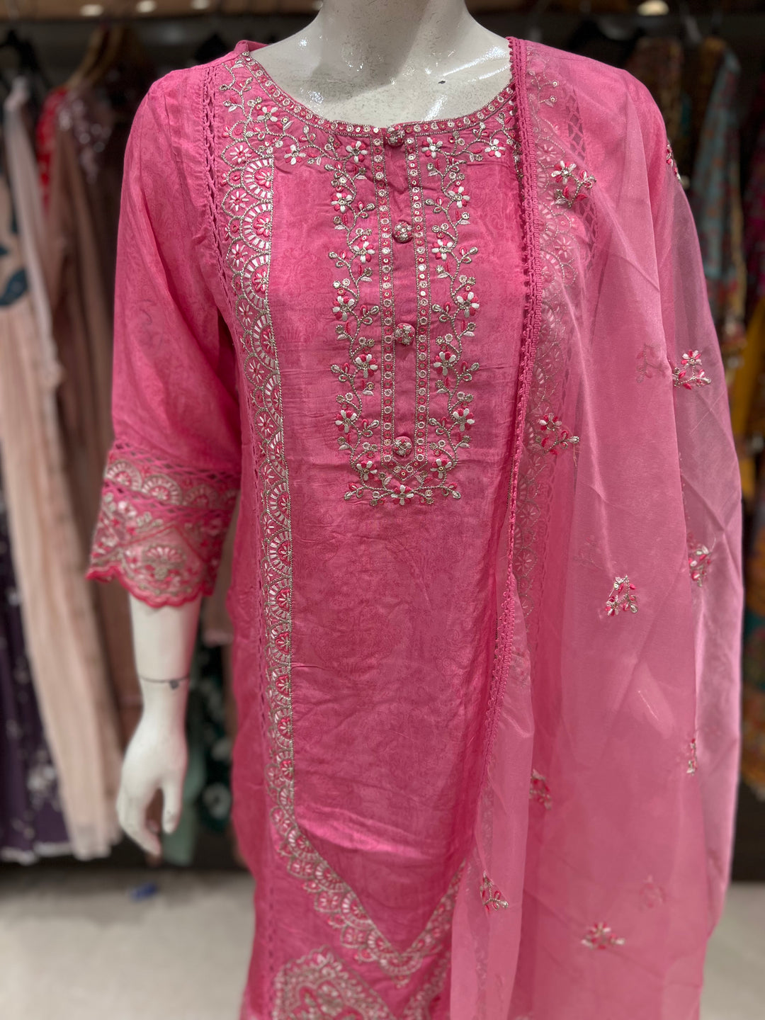 REDHA DESIGNER EMB SUIT -IKP04