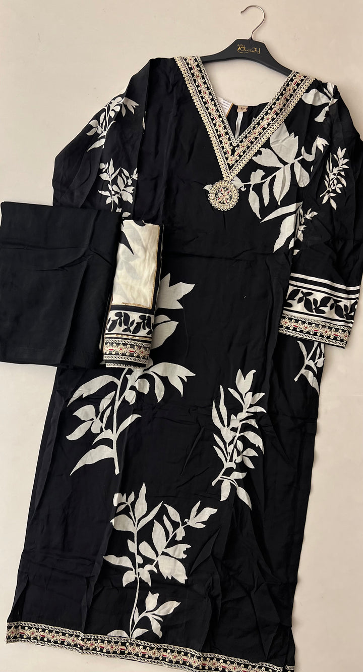 MEGHA DESIGNER EMB SUIT -KTH30