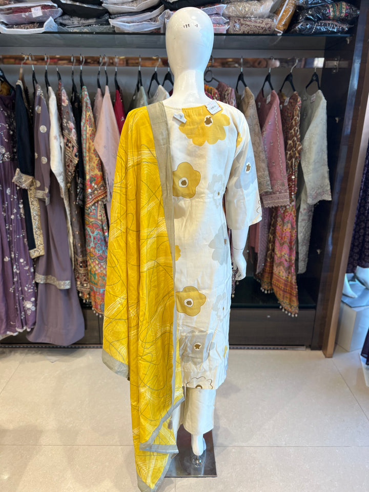 RAKSHA DESIGNER EMB SUIT-MS07