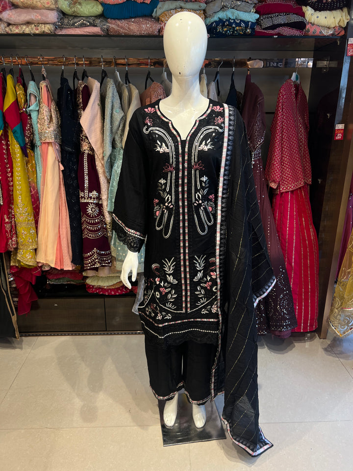 BLACK KARACHI SUIT-IKT08