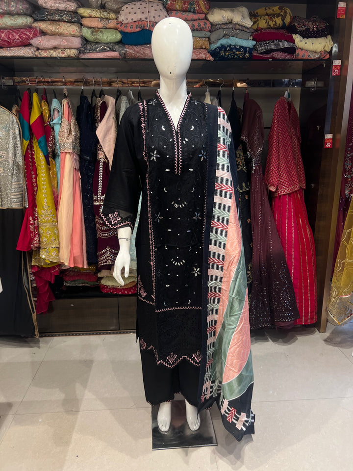 BLACK KARACHI SUIT-IKT17