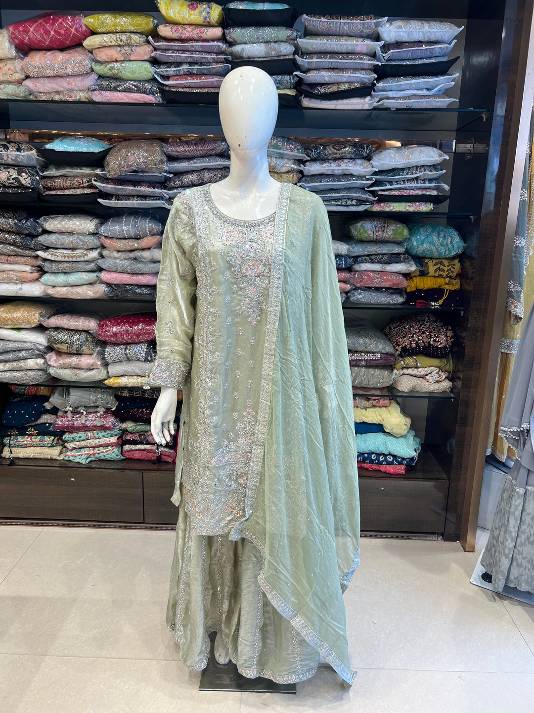 MANJU DESIGNER SUIT BTD110/