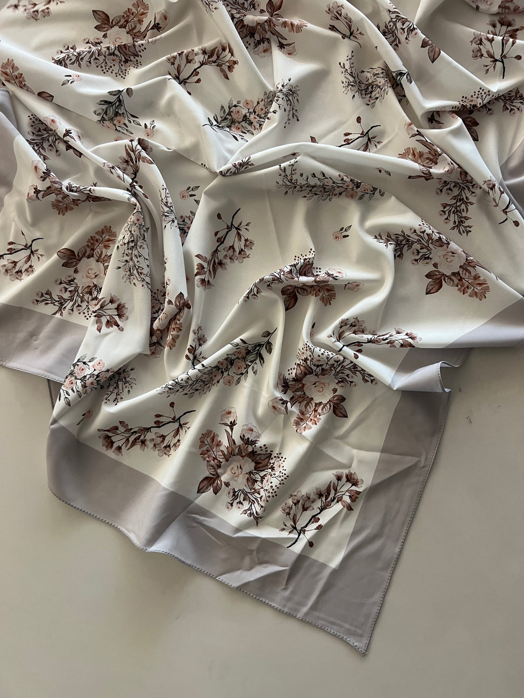 PREMIUM TURKISH PRINTED SILK HIJAB(RUBBER SILK) 1.75M*0.5M-2160