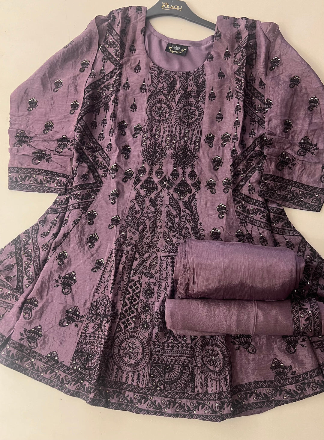AMYRA PREMIUM CHINNON CHIKANKARI SUIT -KTP02