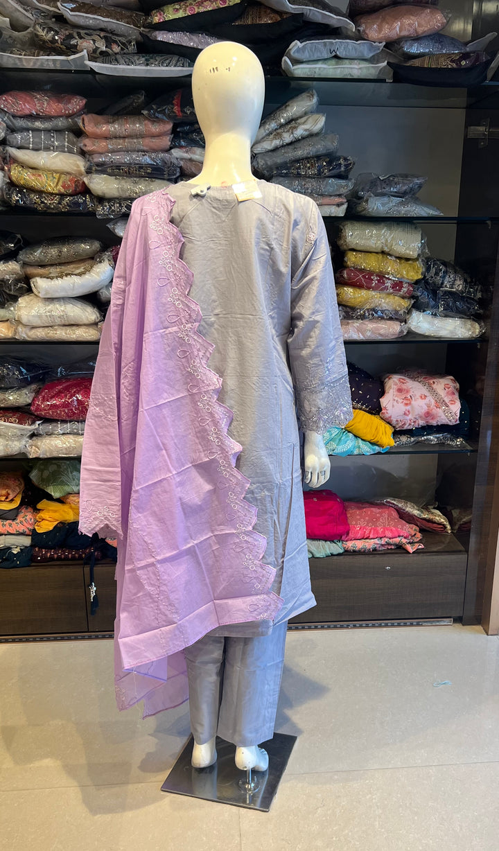 PLUS SIZE KARACHI SUIT(SOFT COTTON LAWN DUPPATTA)-BTH185