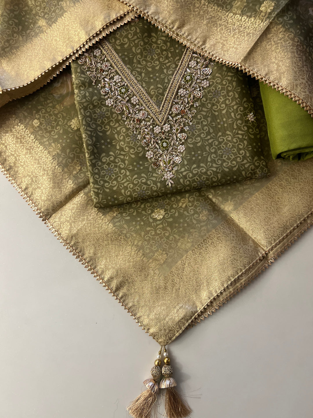 UN STITCHED MUSLIN SILK MATERIAL-BTH92/GREEN