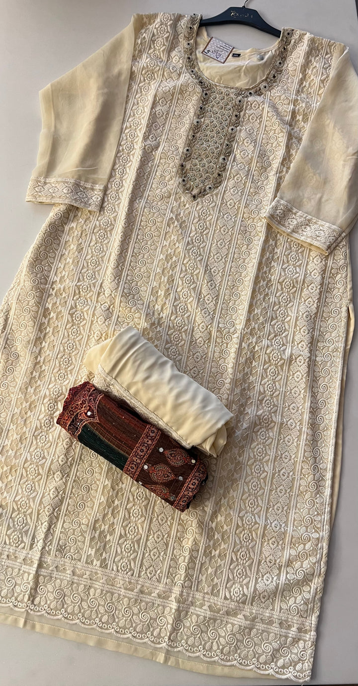 DESIGNER CHIKANKARI PLUS SIZE -IKUS05