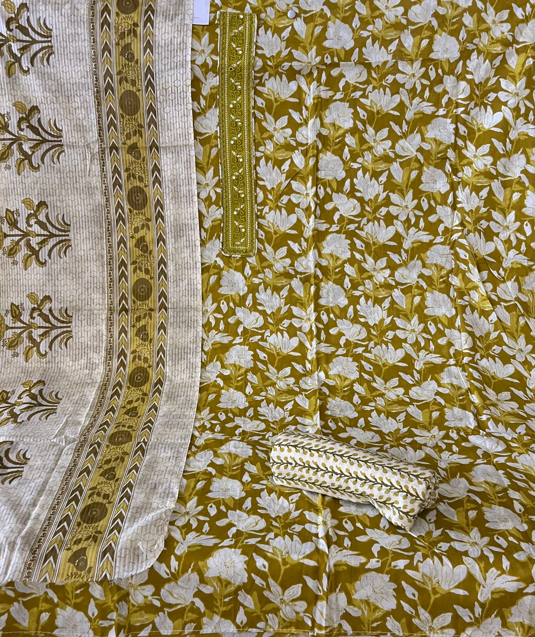 DESIGNER UNSTITCHED DRESS MATERIAL- BTFZ79/