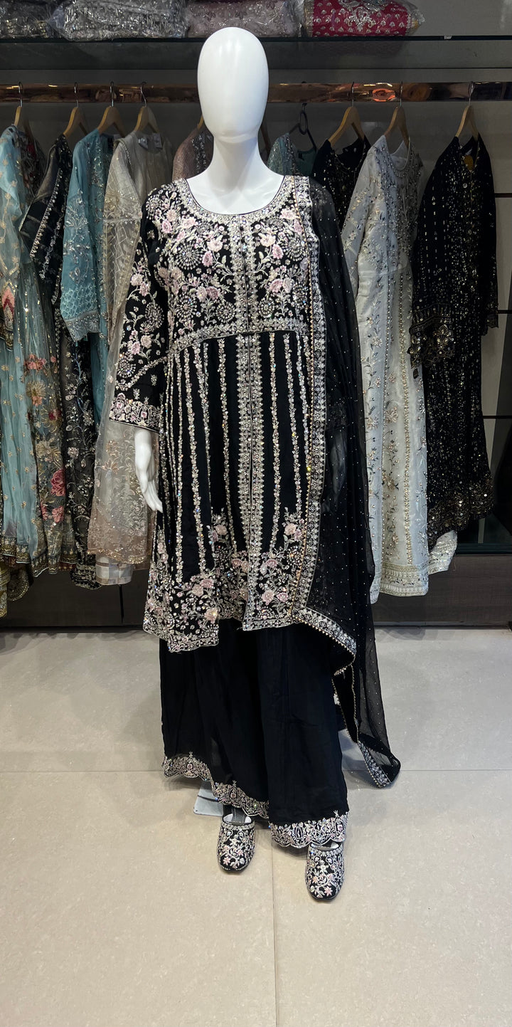 WORK DESIGNER SUIT - NEW 42/