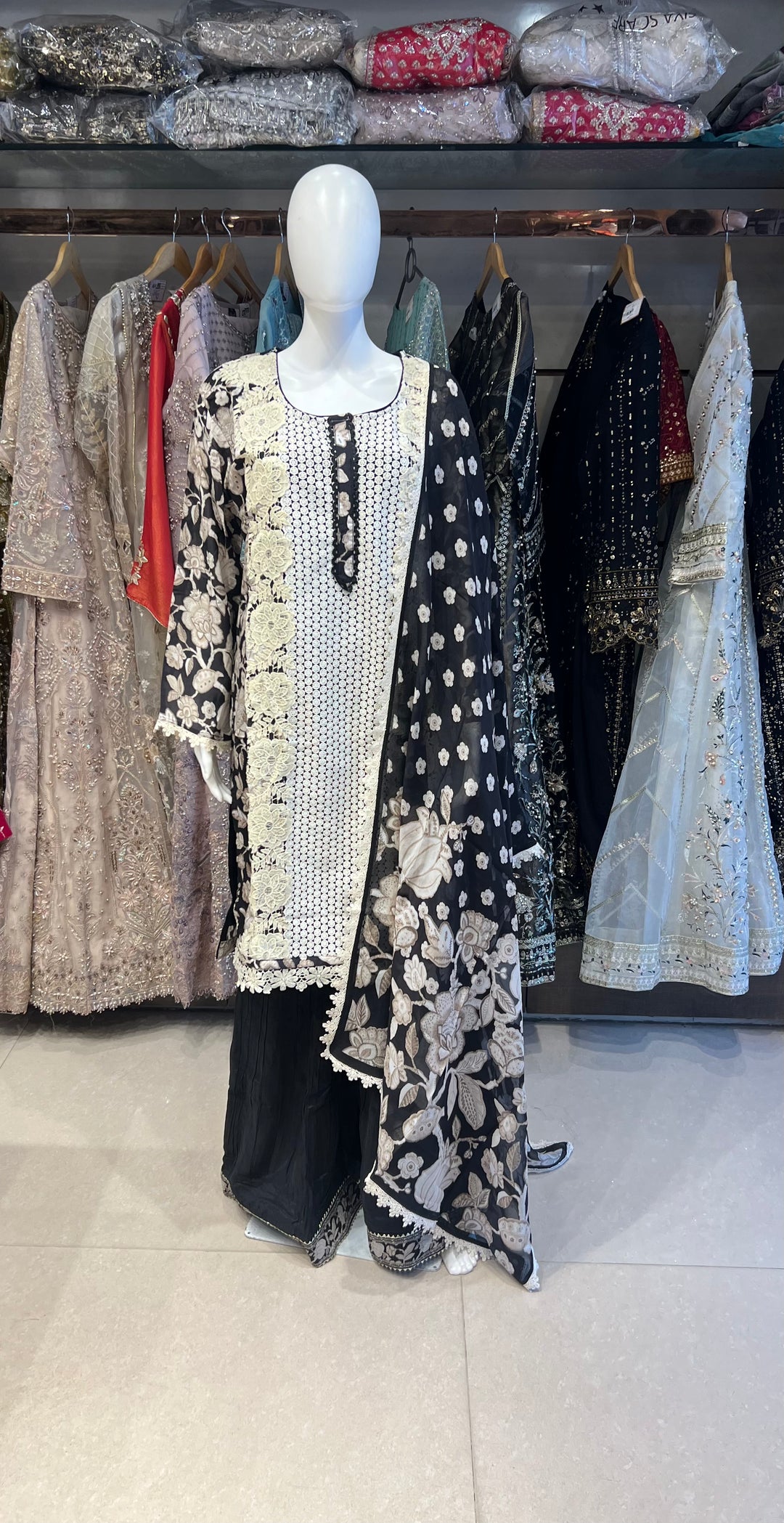 NEW MUSLEEN SILK SUIT - NEW 04/ BLACK