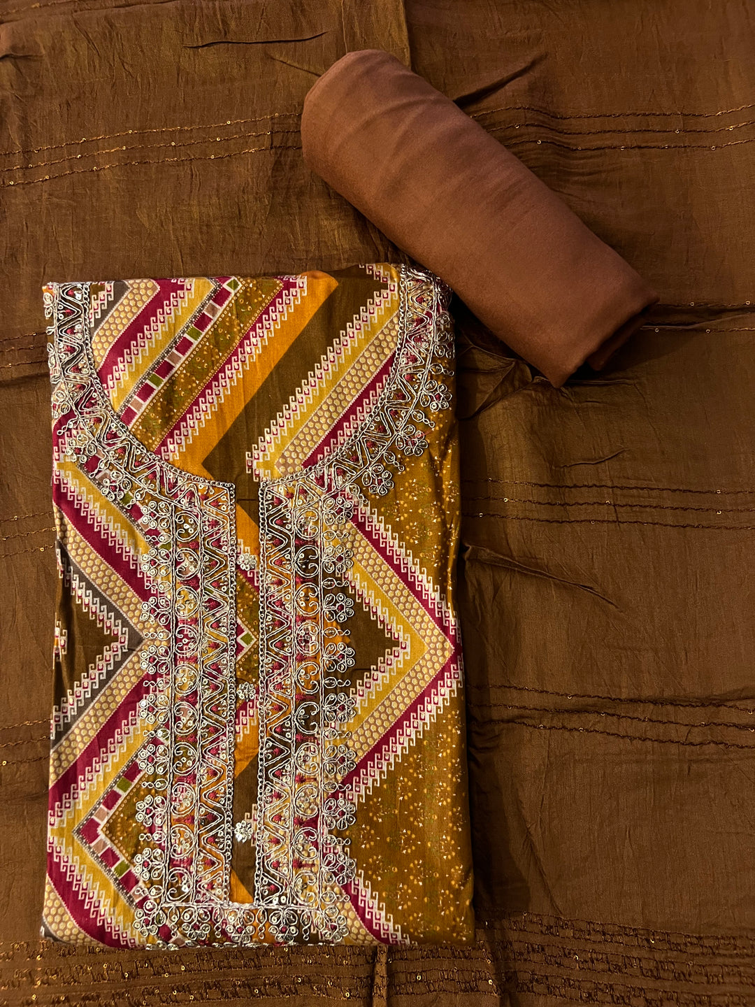 DESIGNER UNSTITCHED DRESS MATERIAL- BTFZ28/