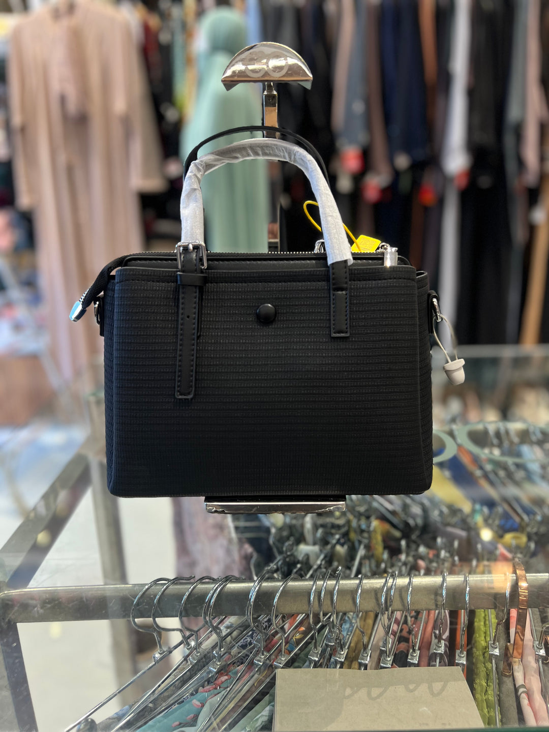 HAND BAG - BH15/BLACK/