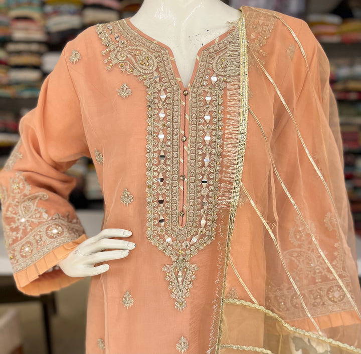 LUBNA HUSNARA  DESIGNER EMB SUIT- HUSAP051