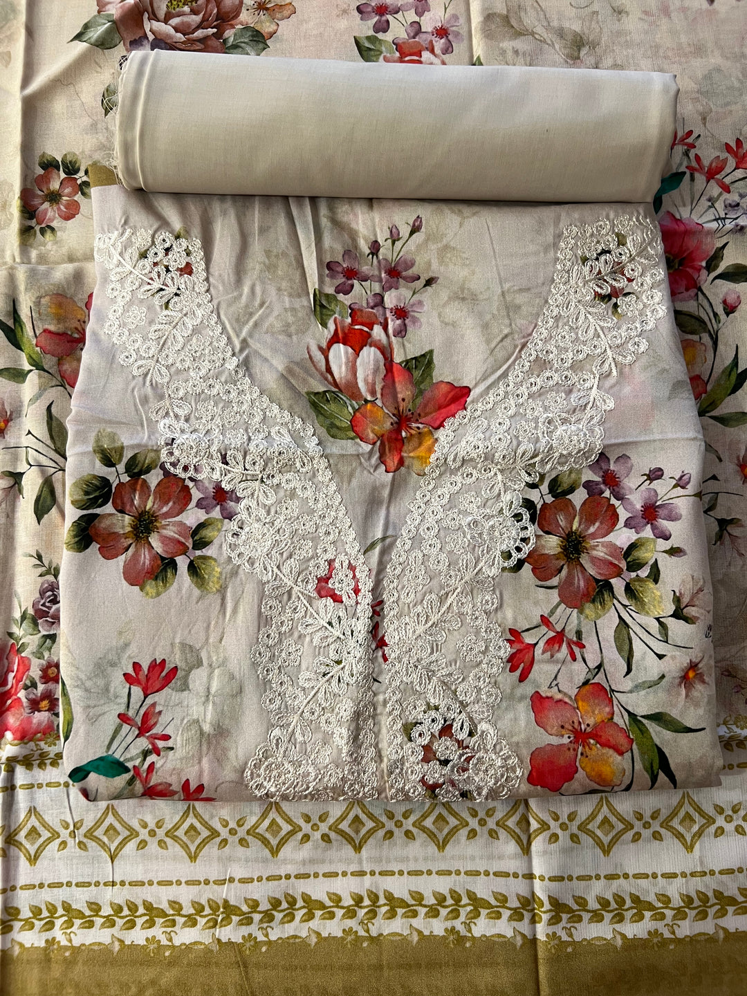 PAKISTANI ORIGINAL KHADI LAWN UNSTITCHED MATERIAL- SRH001