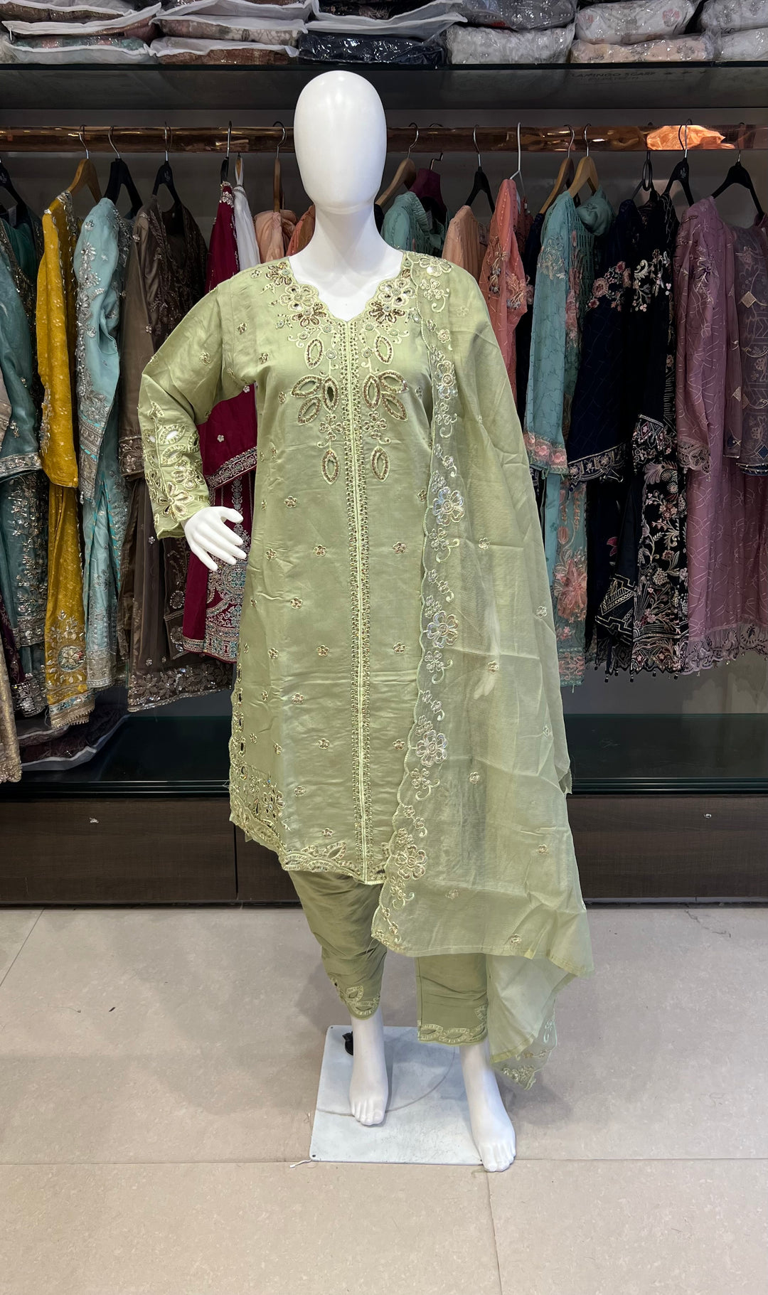 YUSRA EXCLUSIVE DESIGNER OCCASION WEAR SUIT - SBC05