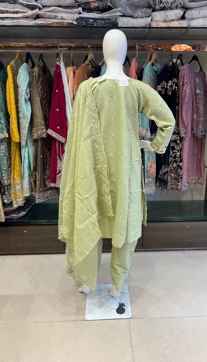 YUSRA EXCLUSIVE DESIGNER OCCASION WEAR SUIT - SBC05