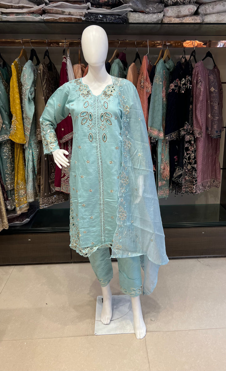 YUSRA EXCLUSIVE DESIGNER OCCASION WEAR SUIT - SBC05