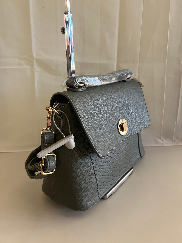 FANCY IMPORTED HAND BAGS - BH29