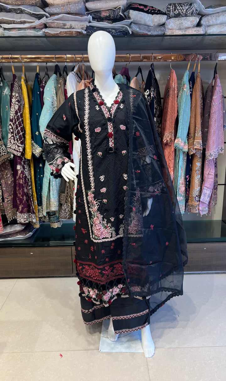 ALEENA LUXURY EMBROIDERED FESTIVE SUIT - NIKF05
