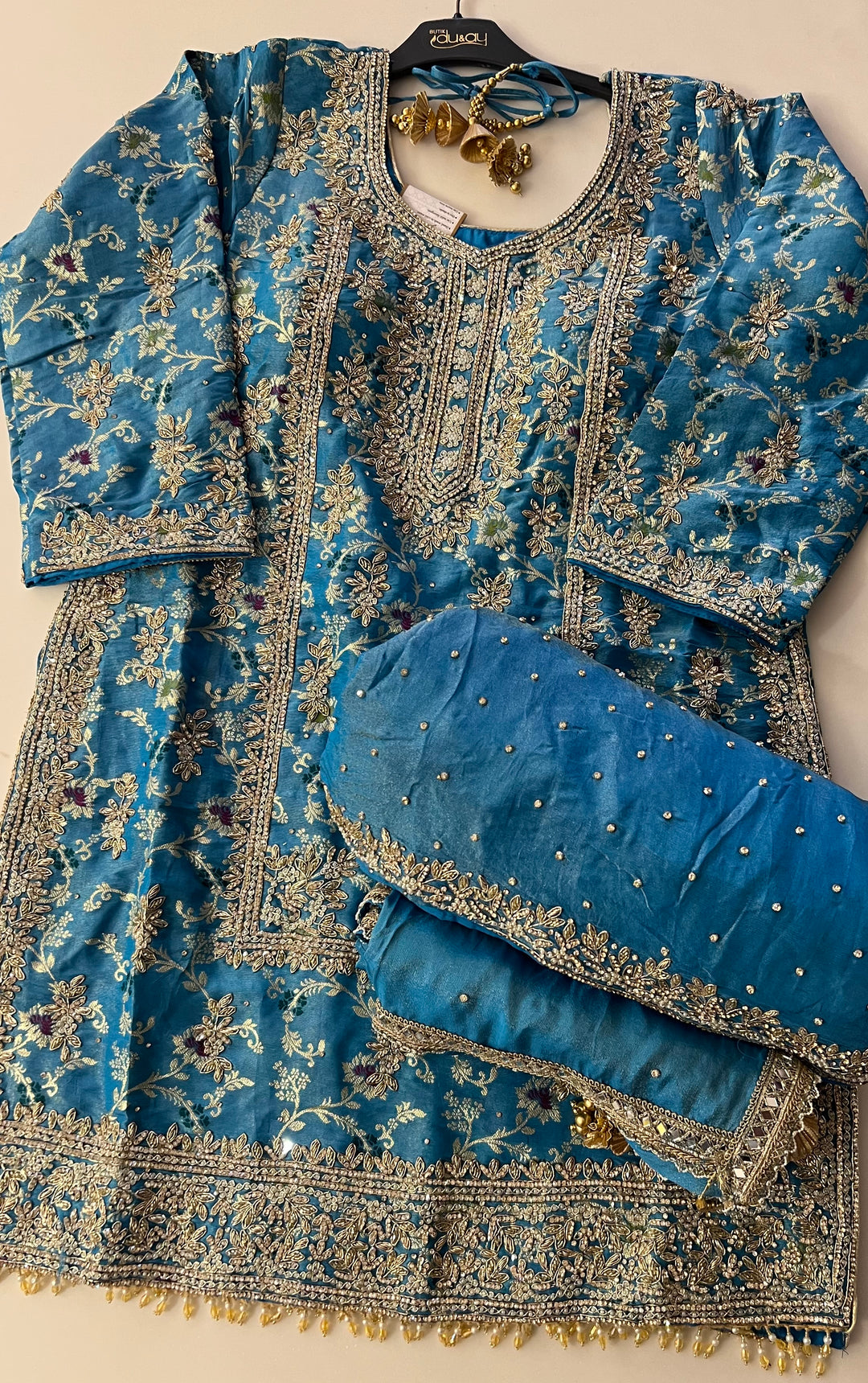 PAKISTANI ZARDOZI HAND WORK DESIGNER SUIT - JM01