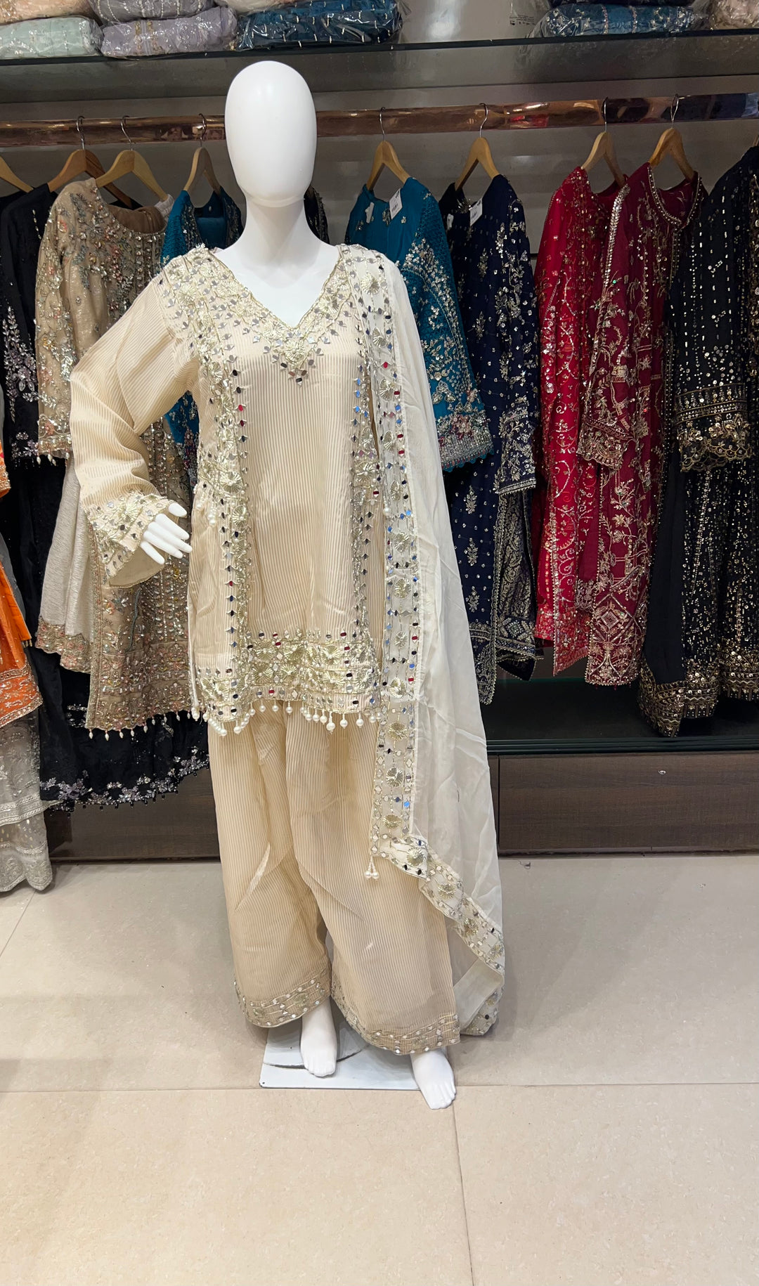 PAKISTANI GOTTA HAND WORK DESIGNER SUIT - IKGN01