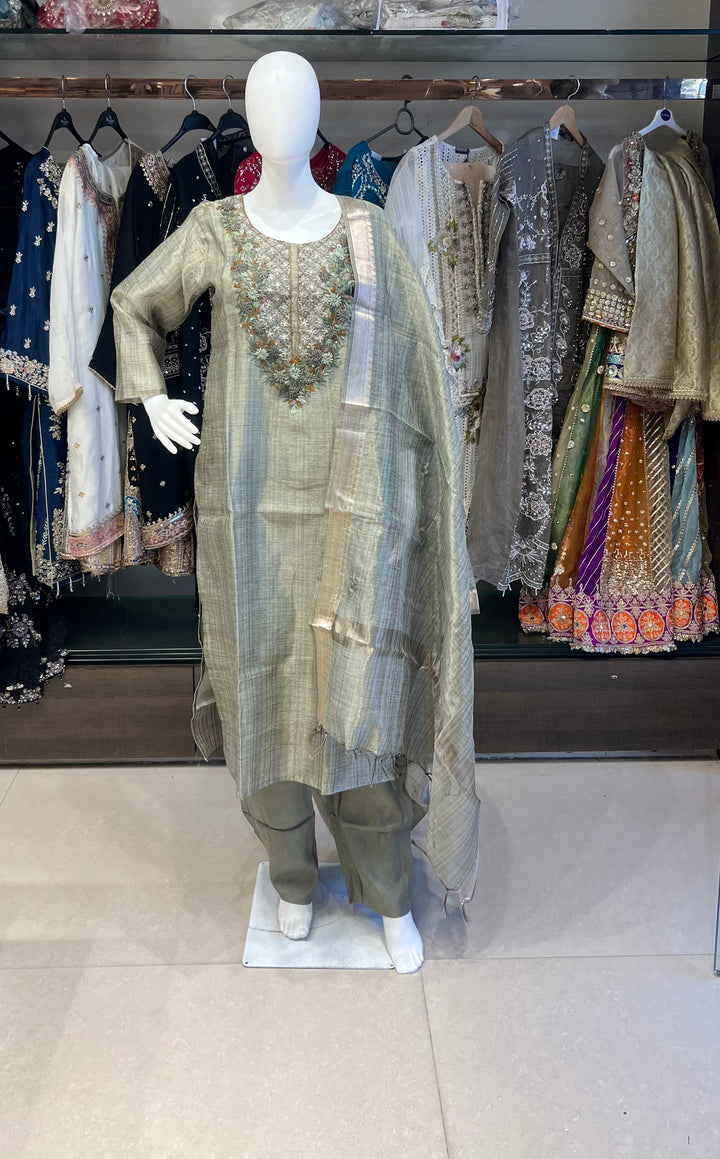 ZARI WORK DESIGNER SUIT- IKFW05