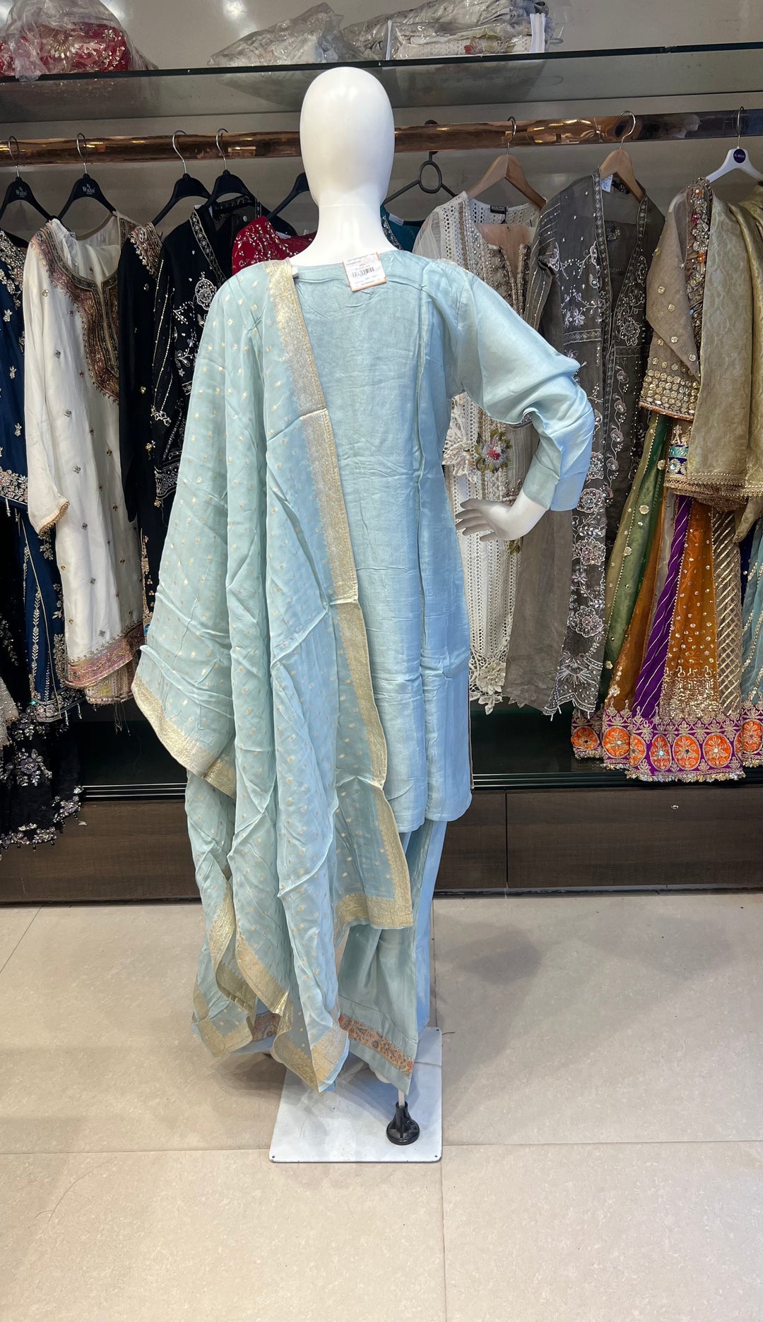 EMBROIDERY WORK DESIGNER SUIT - IKFW01