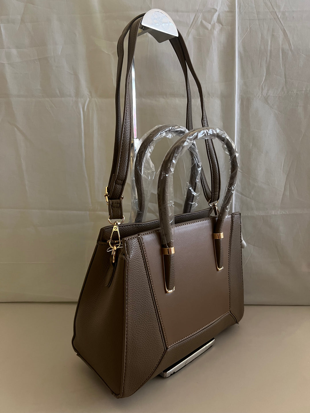FANCY IMPORTED HAND BAGS - BH37
