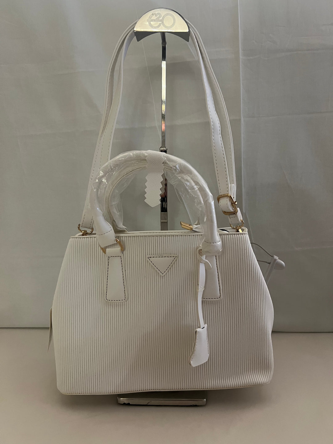 FANCY IMPORTED HAND BAGS - BH38