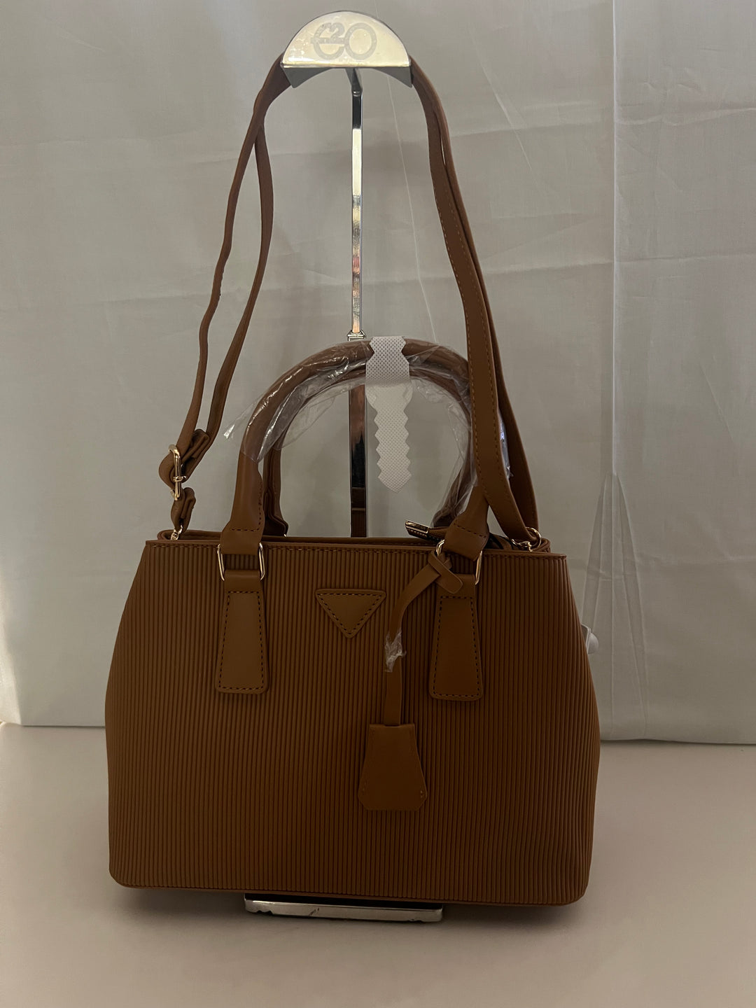FANCY IMPORTED HAND BAGS - BH38