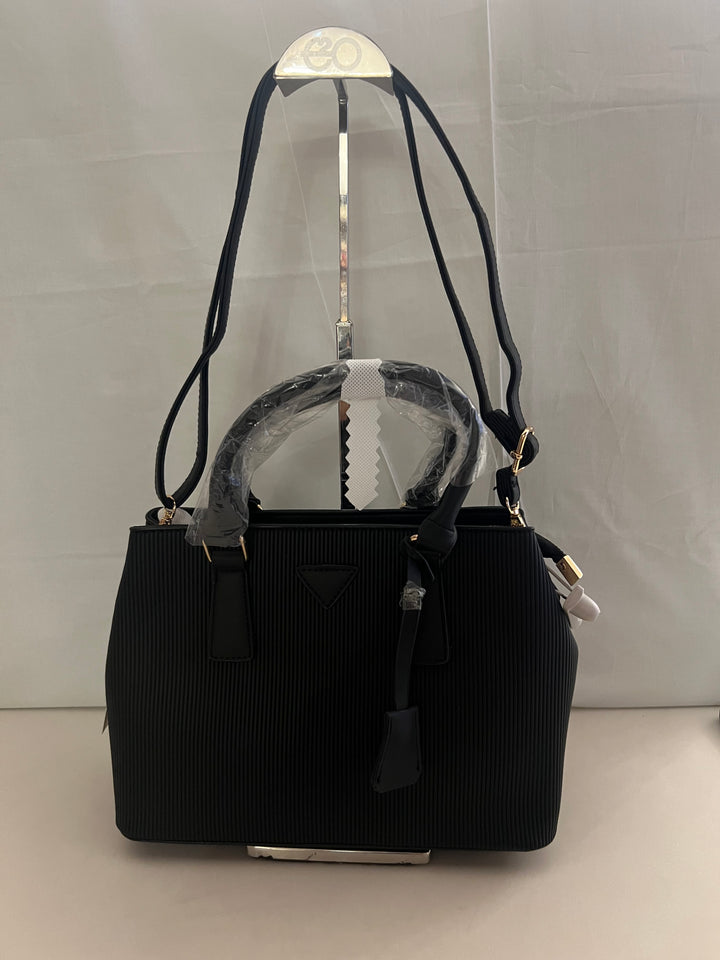 FANCY IMPORTED HAND BAGS - BH38