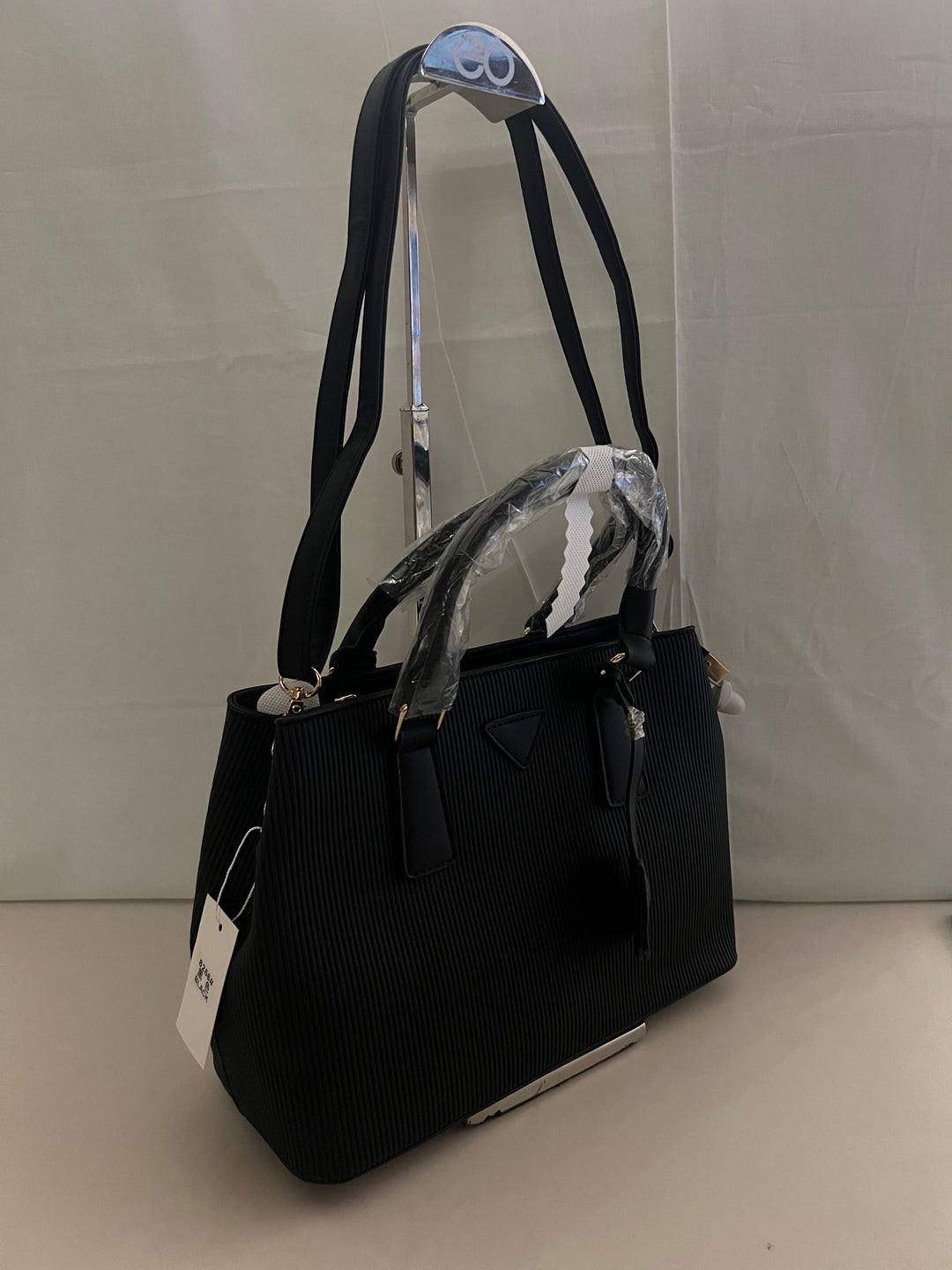 FANCY IMPORTED HAND BAGS - BH38
