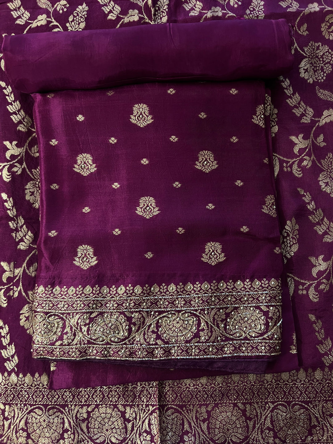 UNSTITCHED BANARAS CUT DANA DRESS MATERIAL - IKFT03