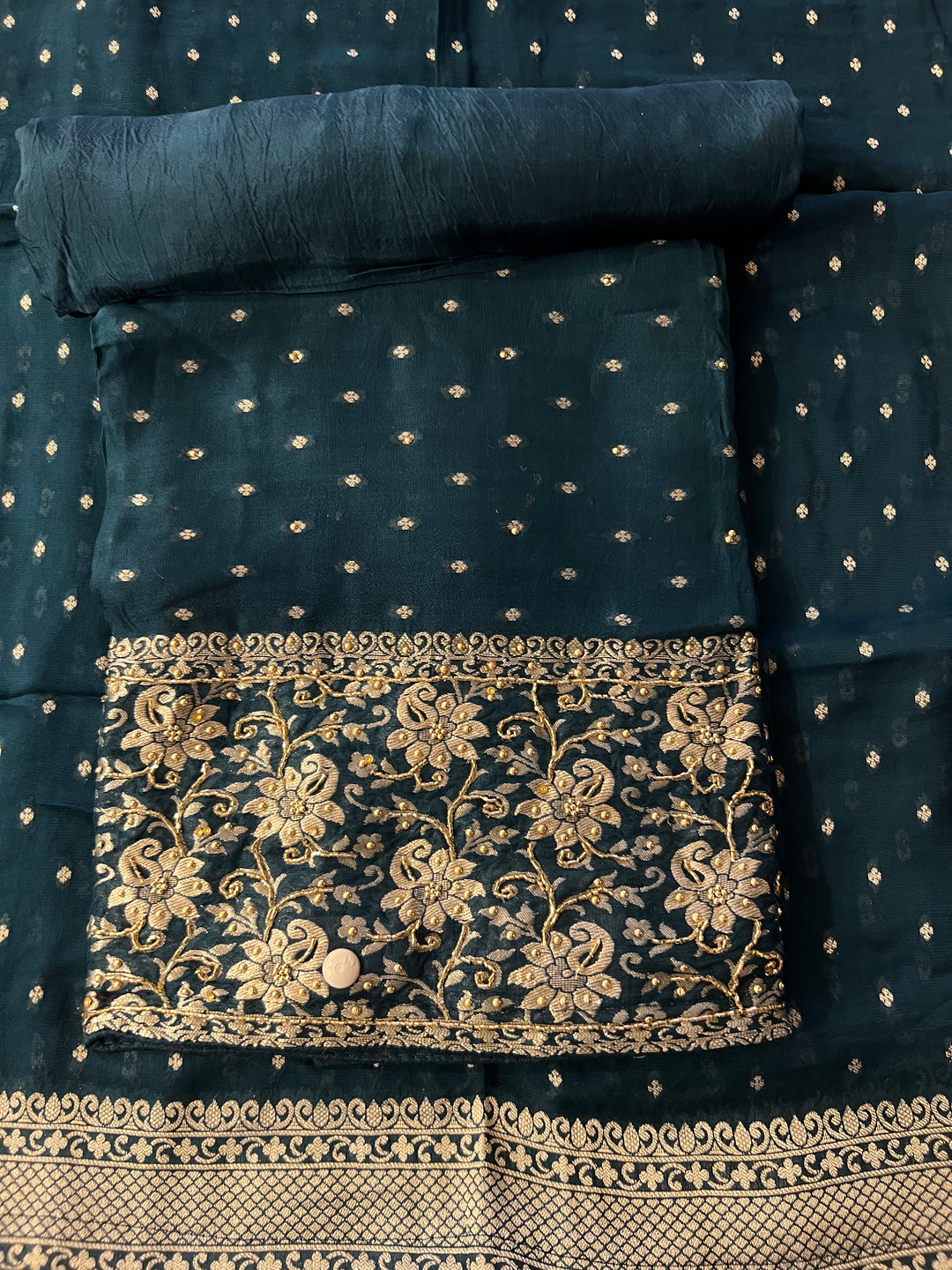 UNSTITCHED BANARAS CUT DANA DRESS MATERIAL - IKFT01