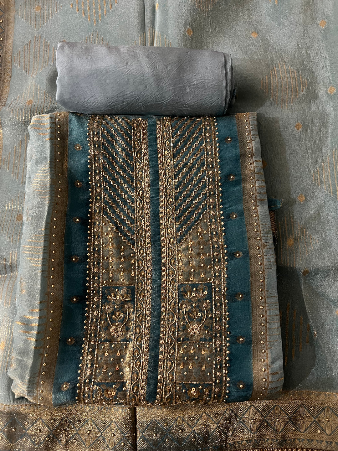 UNSTITCHED ZARDOZI HANDWORK DRESS MATERIAL - IKFP03