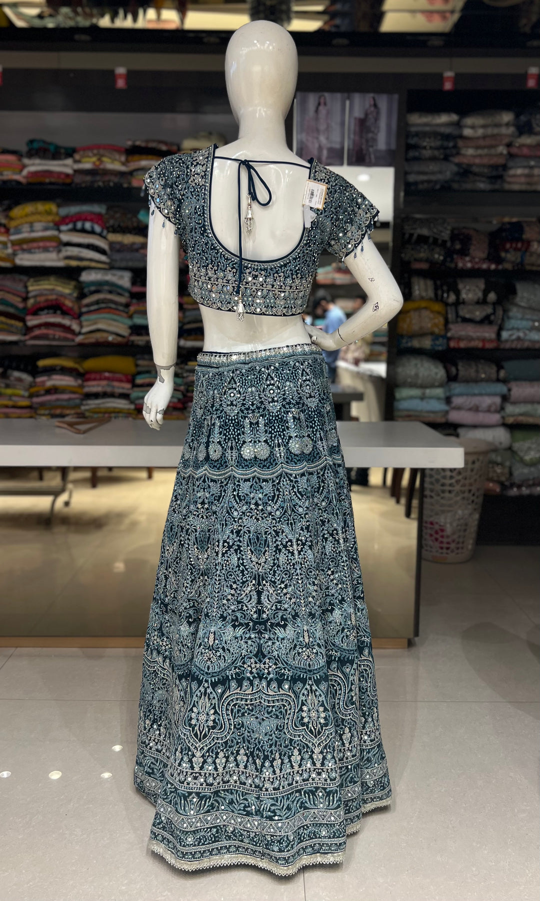 Designer lehenga- NV116