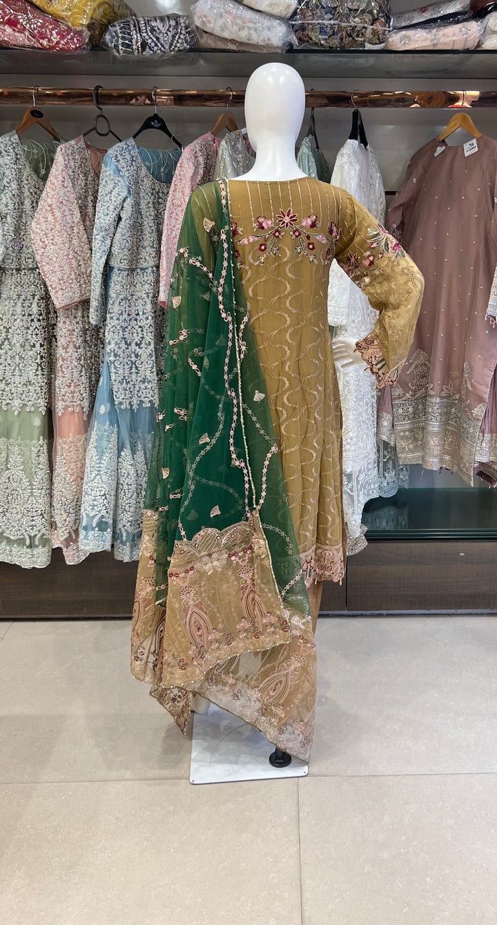 RAMSHA DESIGNER THREAD WORK CHIFFON SUITS - SHA01