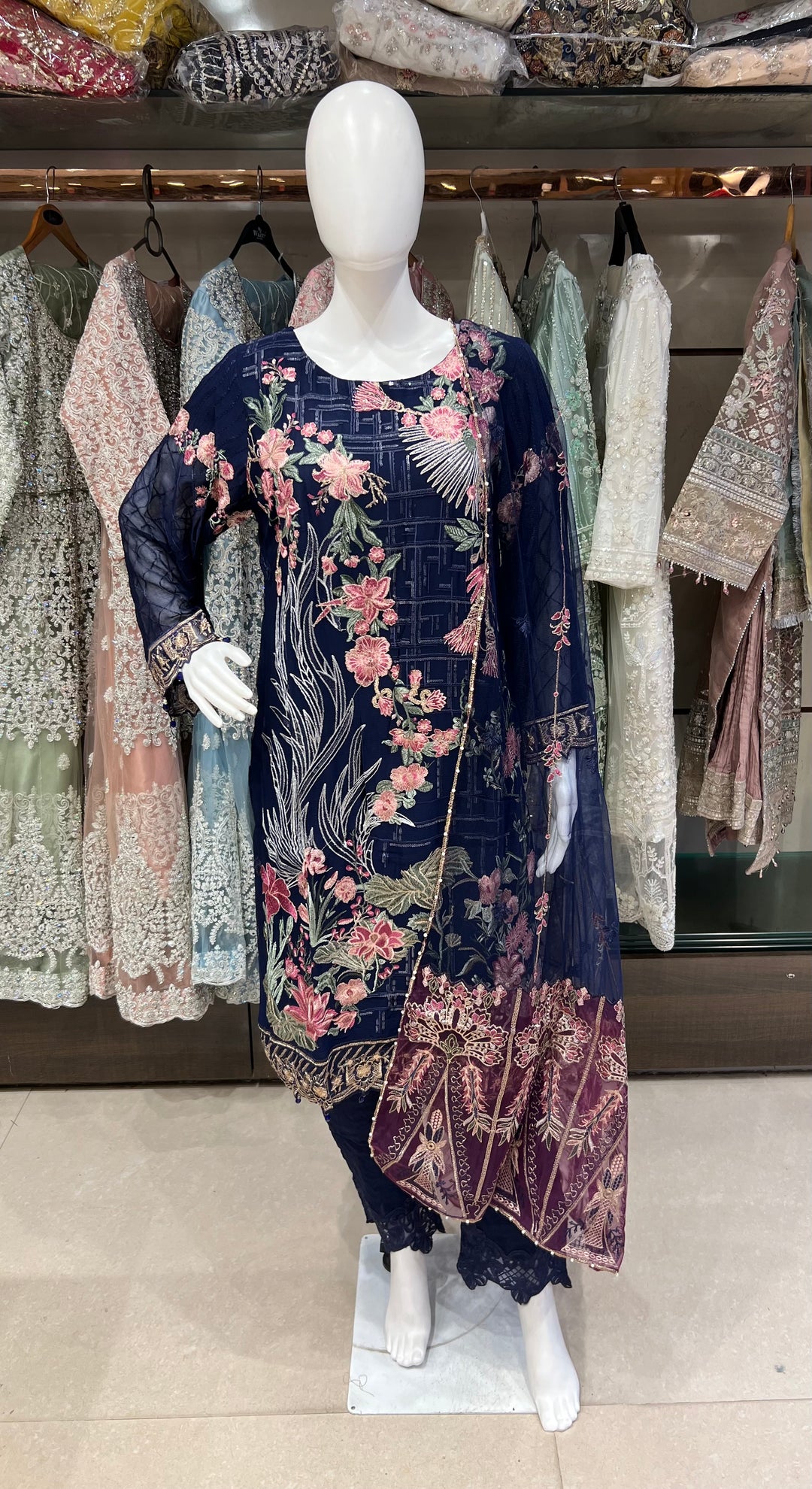 RAMSHA DESIGNER THREAD WORK CHIFFON SUITS - SHA01