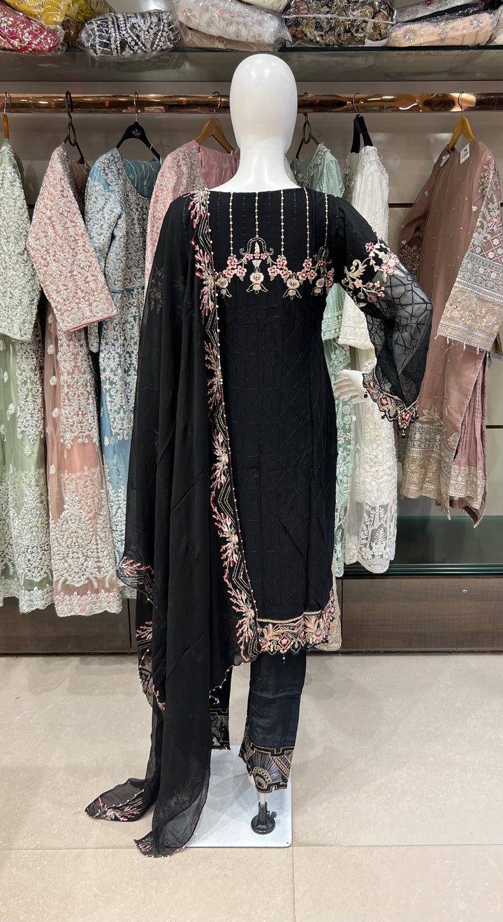 RAMSHA DESIGNER THREAD WORK CHIFFON SUITS - SHA01